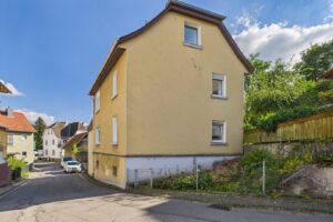 Rückansicht mit Zweitgarten