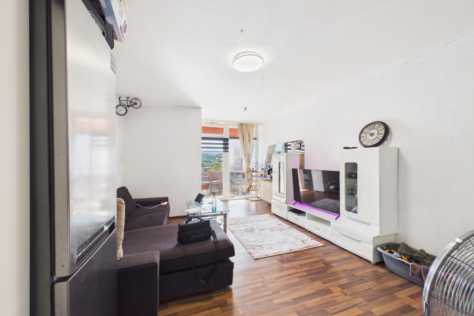 Blick ins Wohnzimmer