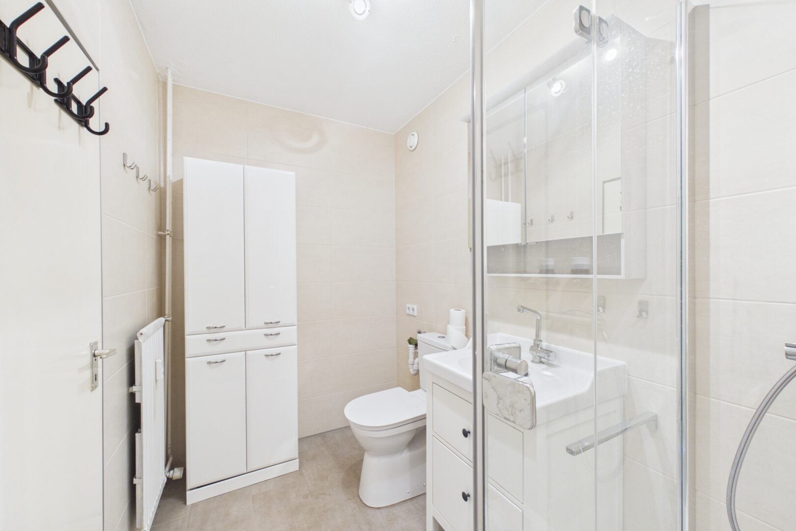Blick ins Badezimmer